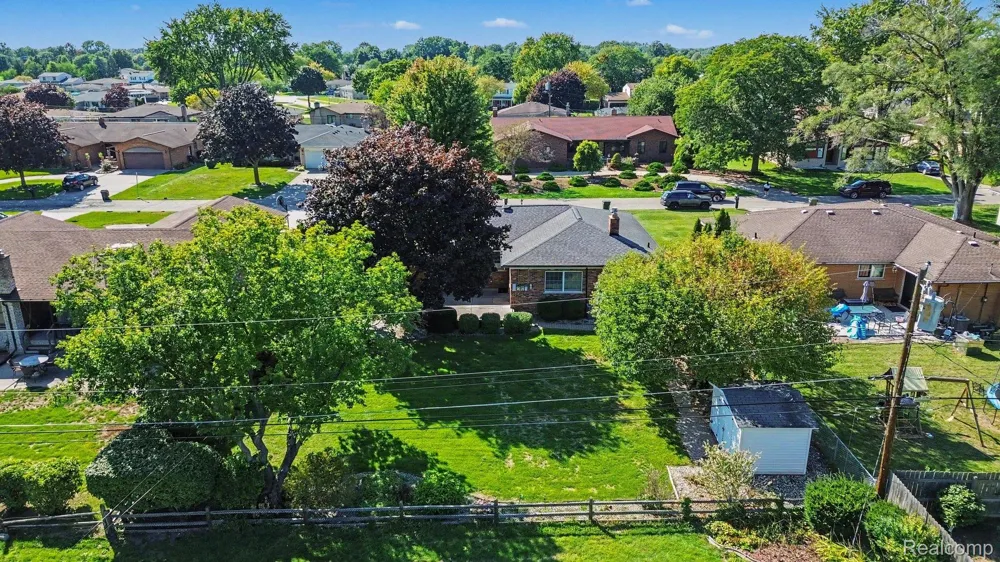 37158 Almont Drive W Sterling Heights City, MI 48310