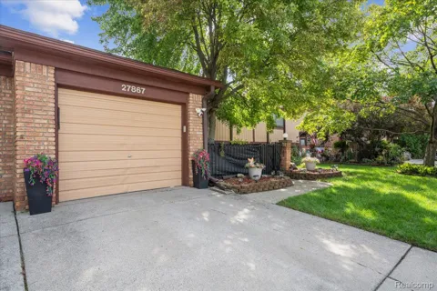 27867 Addelia Street