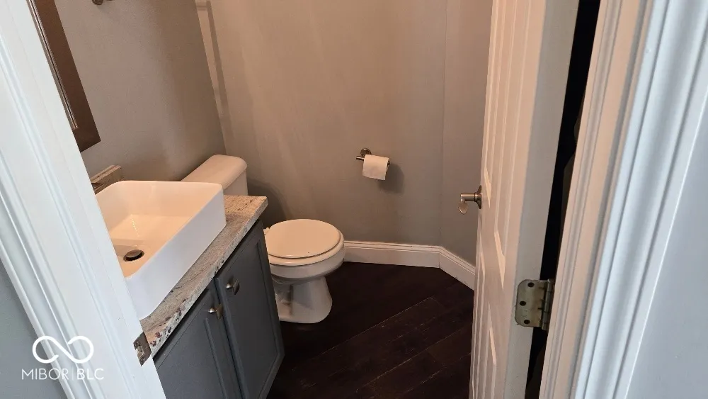 10737 Emery Way Fishers, IN 46037