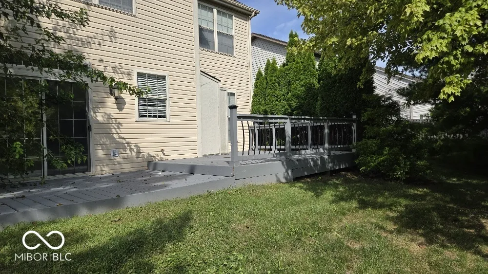 10737 Emery Way Fishers, IN 46037