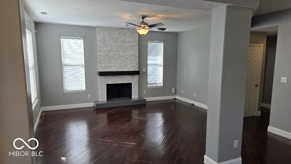 10737 Emery Way Fishers, IN 46037