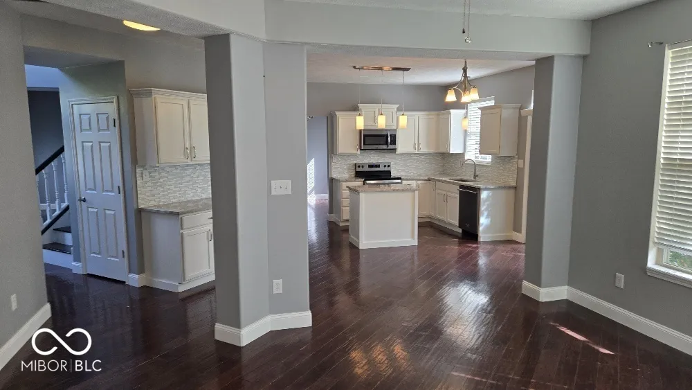 10737 Emery Way Fishers, IN 46037