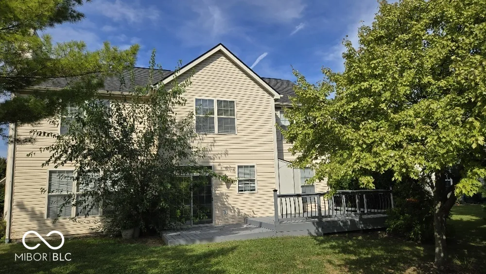 10737 Emery Way Fishers, IN 46037