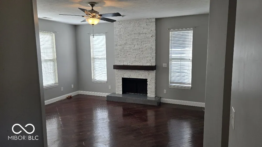 10737 Emery Way Fishers, IN 46037