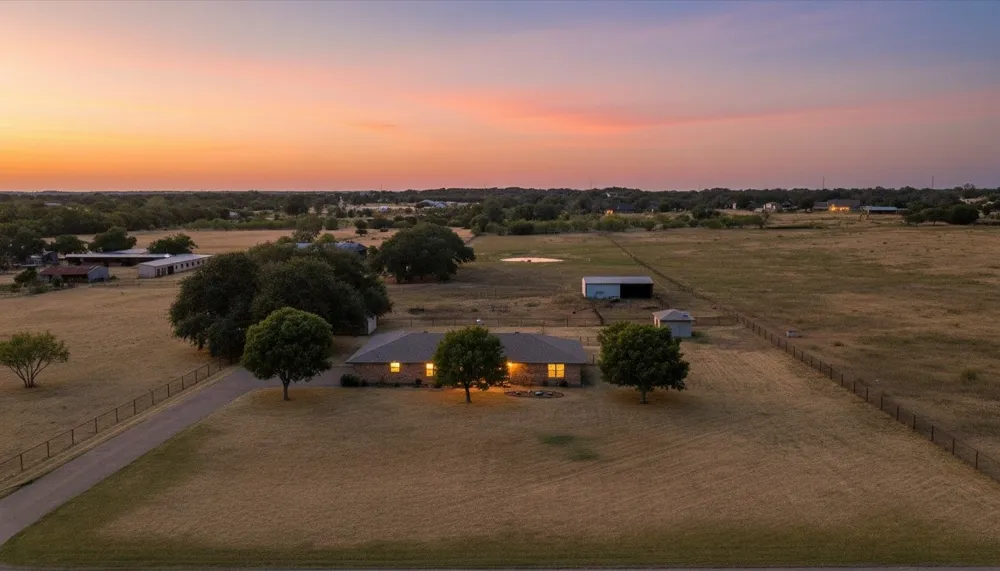 330 Reed Road Granbury, TX 76049