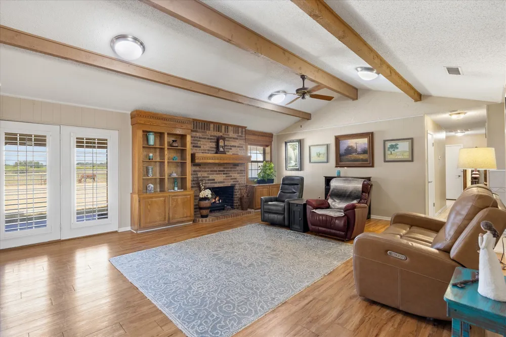 330 Reed Road Granbury, TX 76049