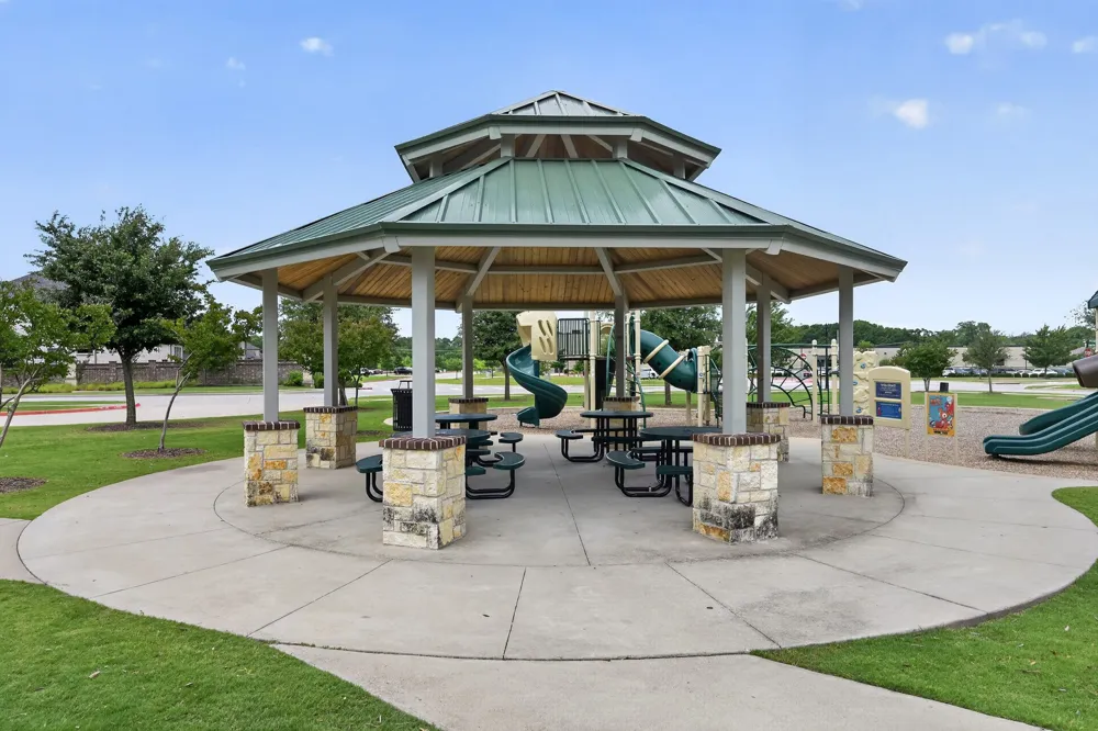 2204 Grafton Lane McKinney, TX 75071