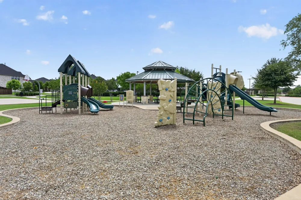 2204 Grafton Lane McKinney, TX 75071