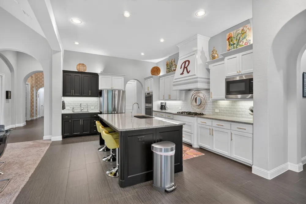 2204 Grafton Lane McKinney, TX 75071