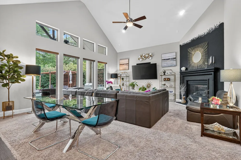 2204 Grafton Lane McKinney, TX 75071