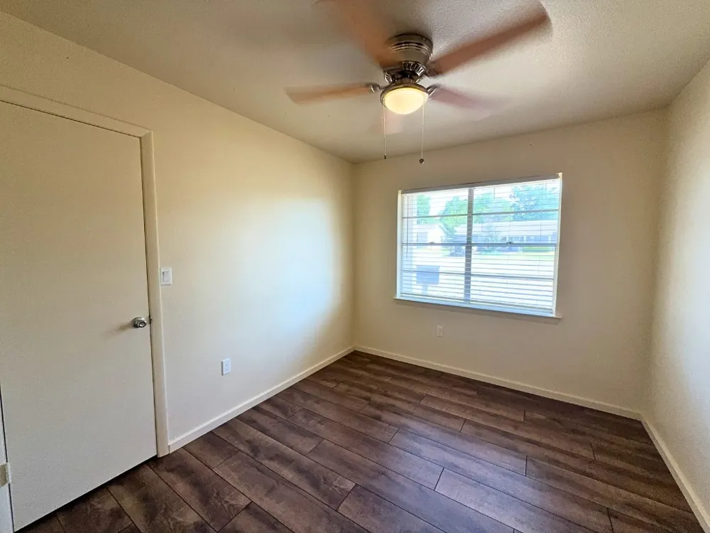 615 Crane Drive Euless, TX 76039