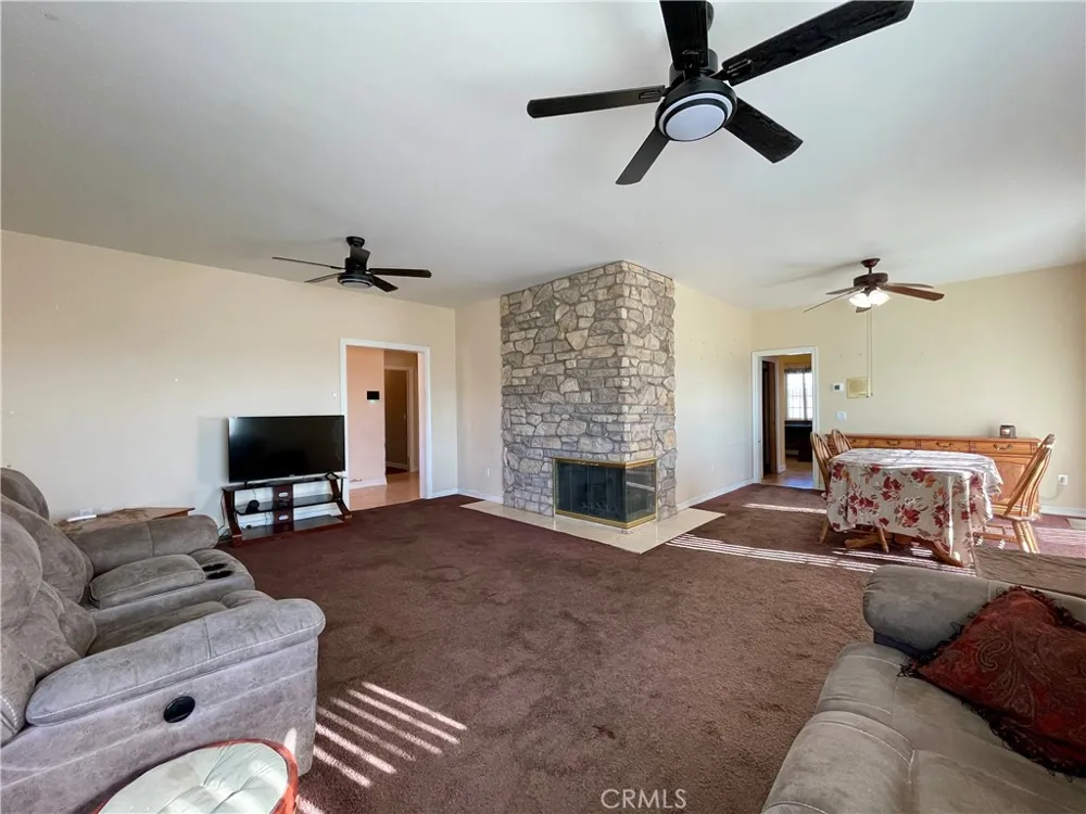25701 Alto San Bernardino, CA 92404