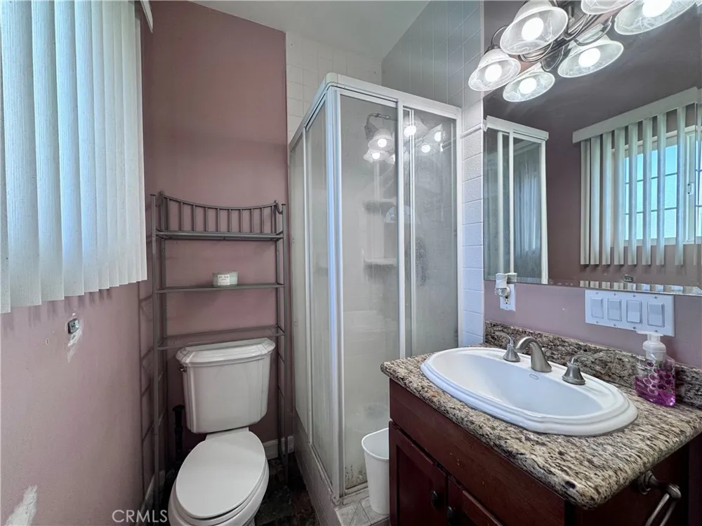 25701 Alto San Bernardino, CA 92404