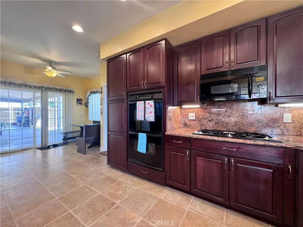 25701 Alto San Bernardino, CA 92404