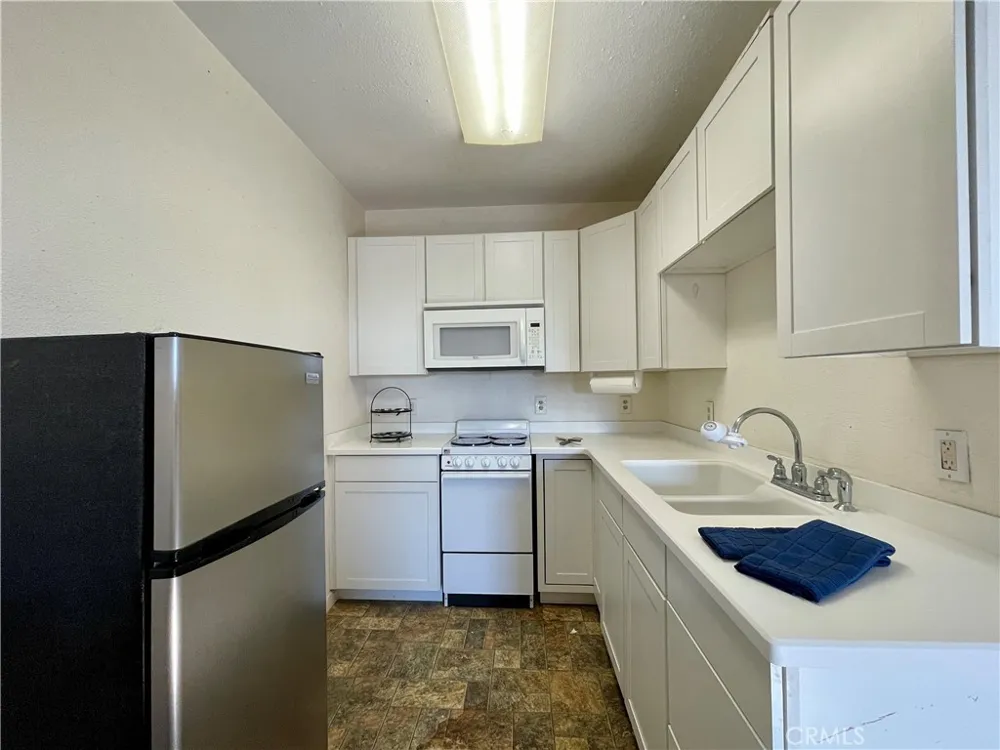 25701 Alto San Bernardino, CA 92404