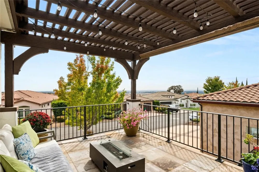 3290 Summit Ridge Terrace Chico, CA 95928