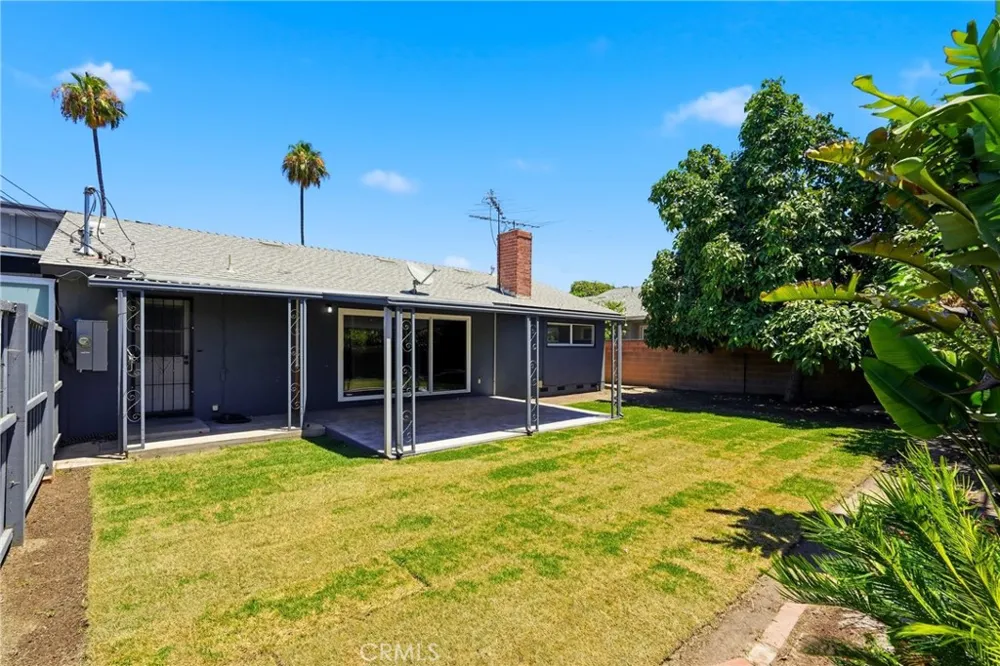 12292 Bluebell Garden Grove, CA 92840
