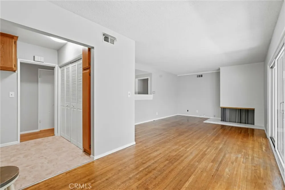 12292 Bluebell Garden Grove, CA 92840