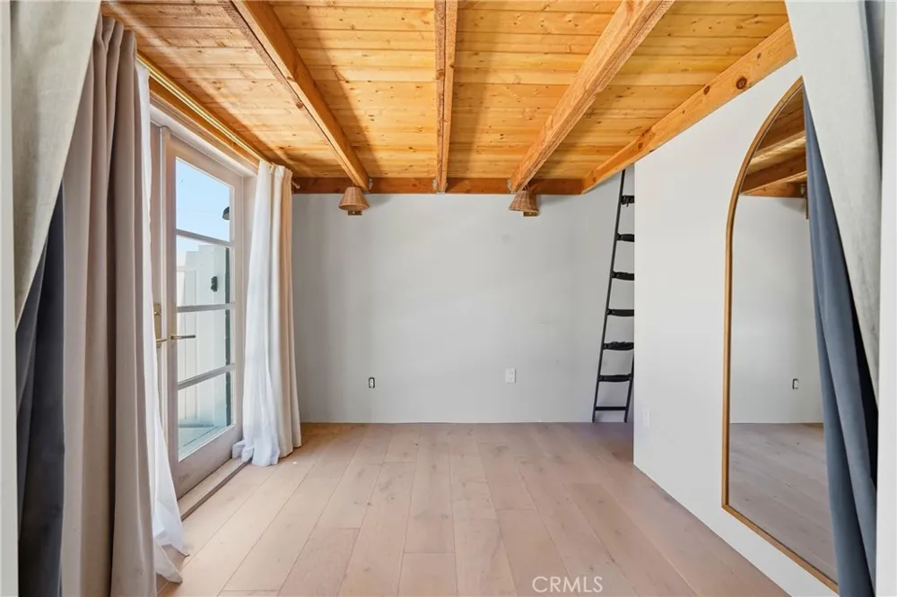 12292 Bluebell Garden Grove, CA 92840