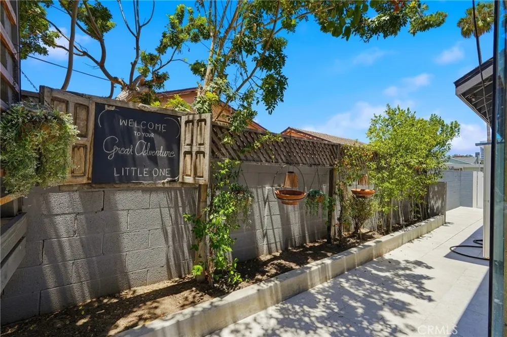 12292 Bluebell Garden Grove, CA 92840
