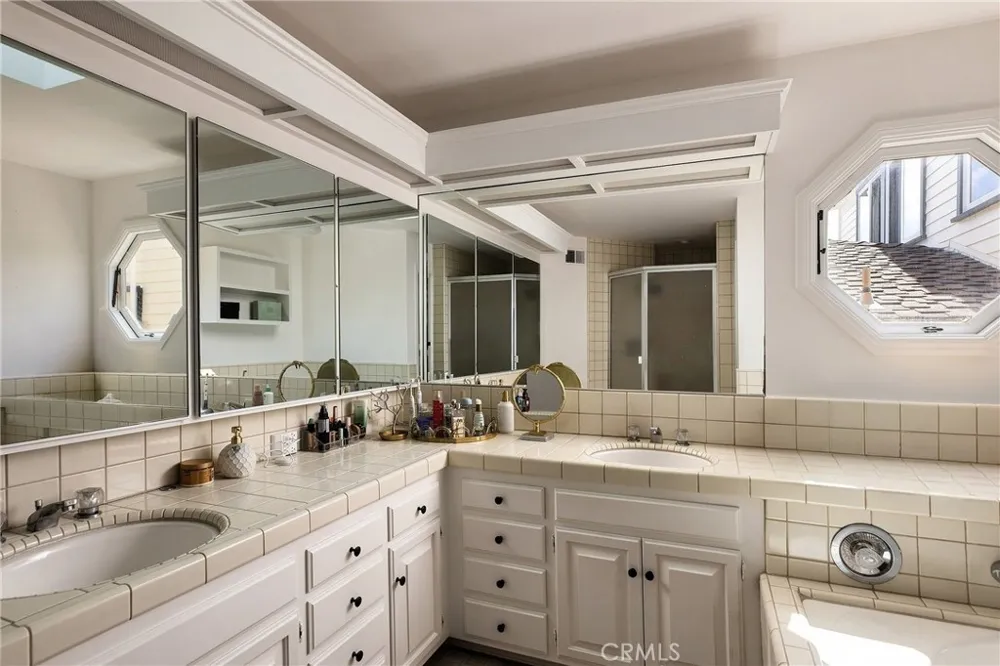 1214 E Balboa Boulevard Newport Beach, CA 92661