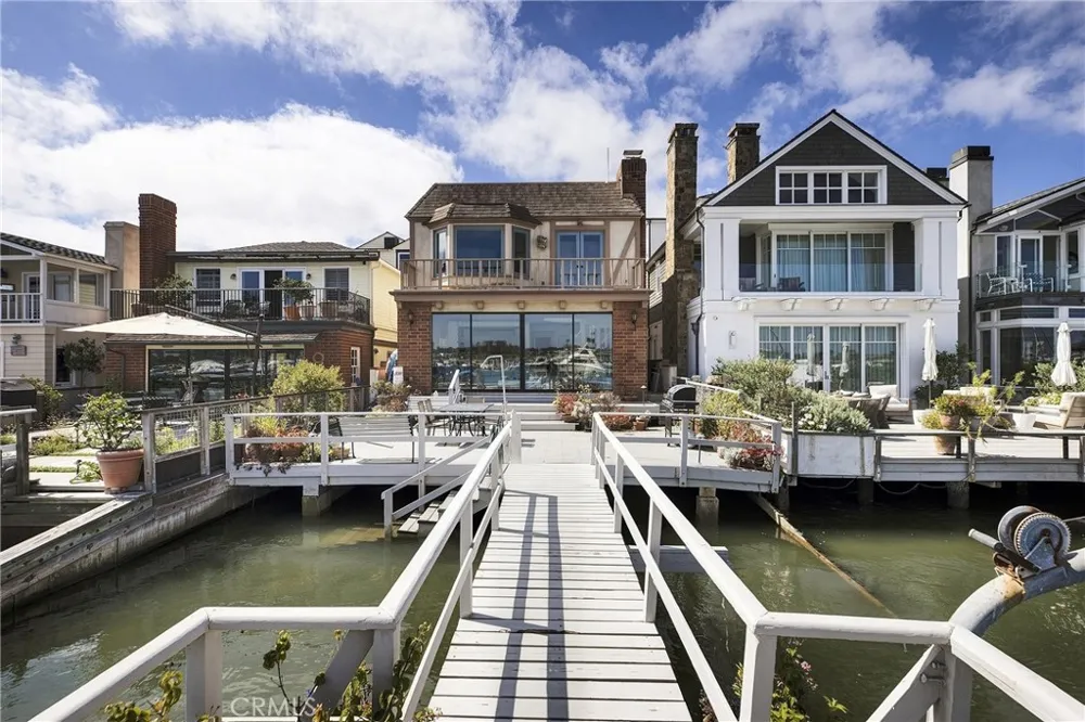 1214 E Balboa Boulevard Newport Beach, CA 92661
