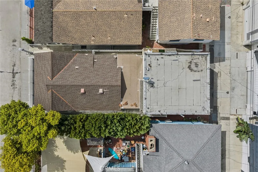 121 Marine Avenue Newport Beach, CA 92662