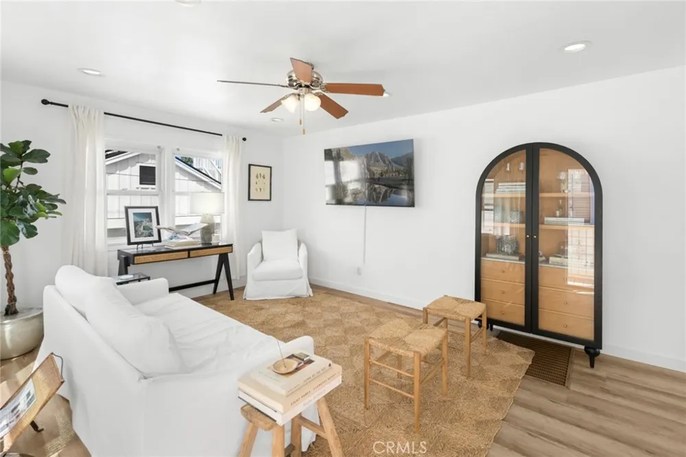 121 Marine Avenue Newport Beach, CA 92662