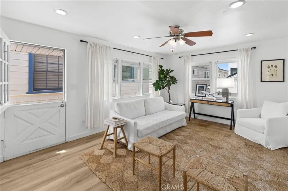 121 Marine Avenue Newport Beach, CA 92662