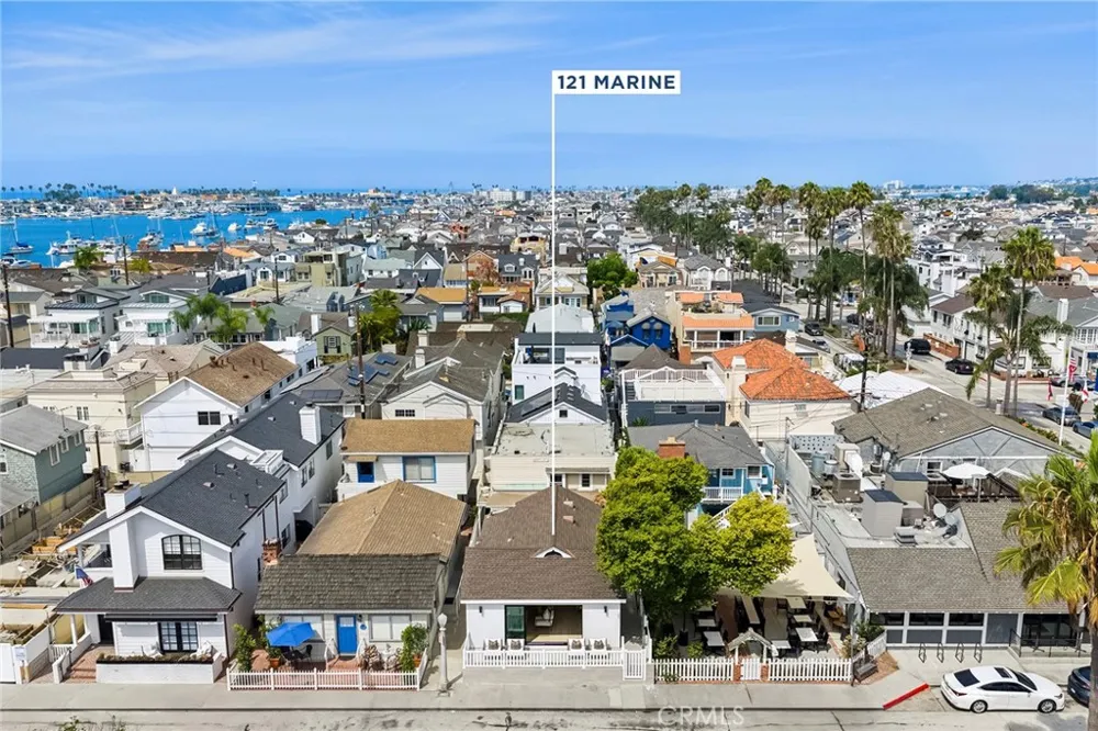 121 Marine Avenue Newport Beach, CA 92662