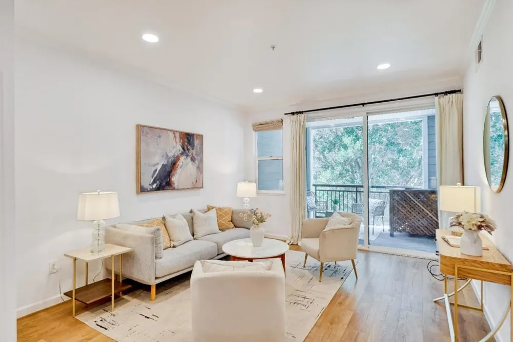 1982 W Bayshore Road #224 East Palo Alto, CA 94303