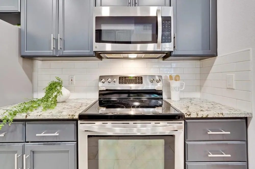 1982 W Bayshore Road #224 East Palo Alto, CA 94303