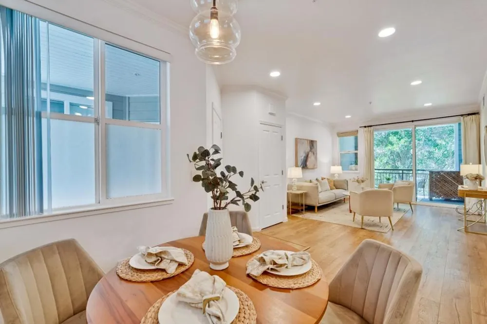 1982 W Bayshore Road #224 East Palo Alto, CA 94303