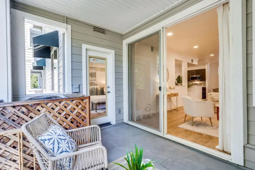 1982 W Bayshore Road #224 East Palo Alto, CA 94303