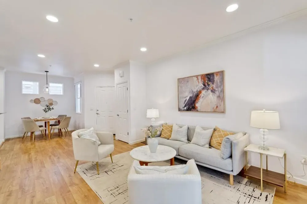 1982 W Bayshore Road #224 East Palo Alto, CA 94303