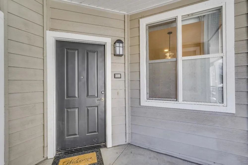 1982 W Bayshore Road #224 East Palo Alto, CA 94303