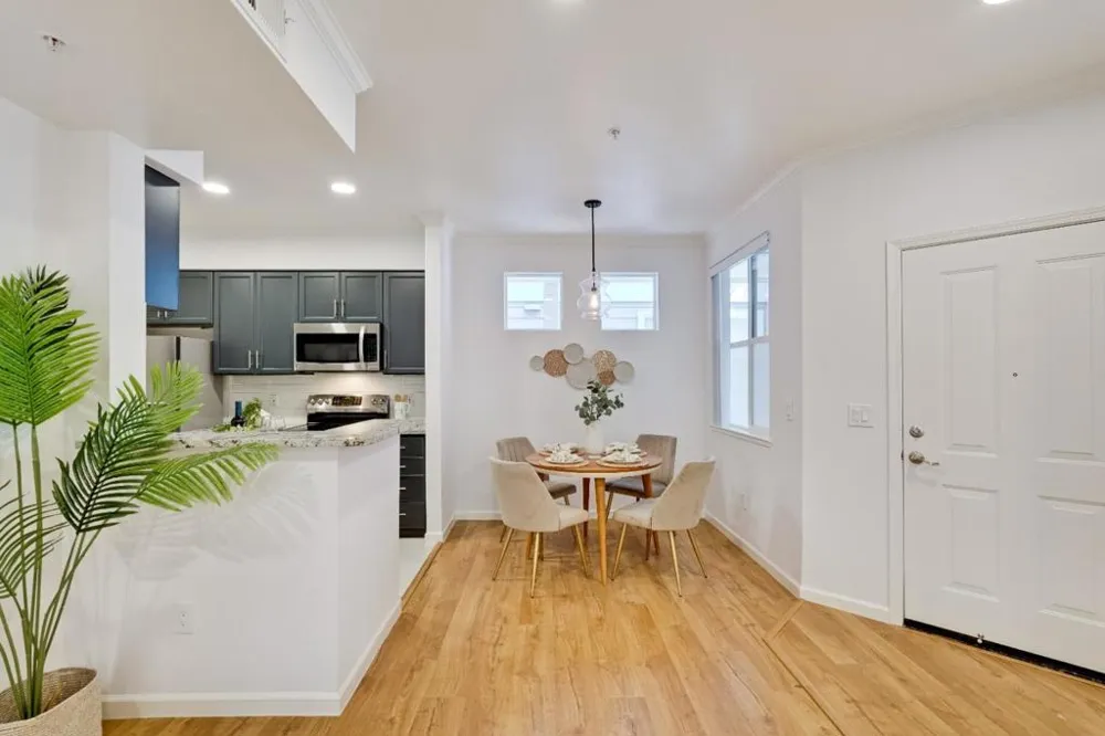 1982 W Bayshore Road #224 East Palo Alto, CA 94303