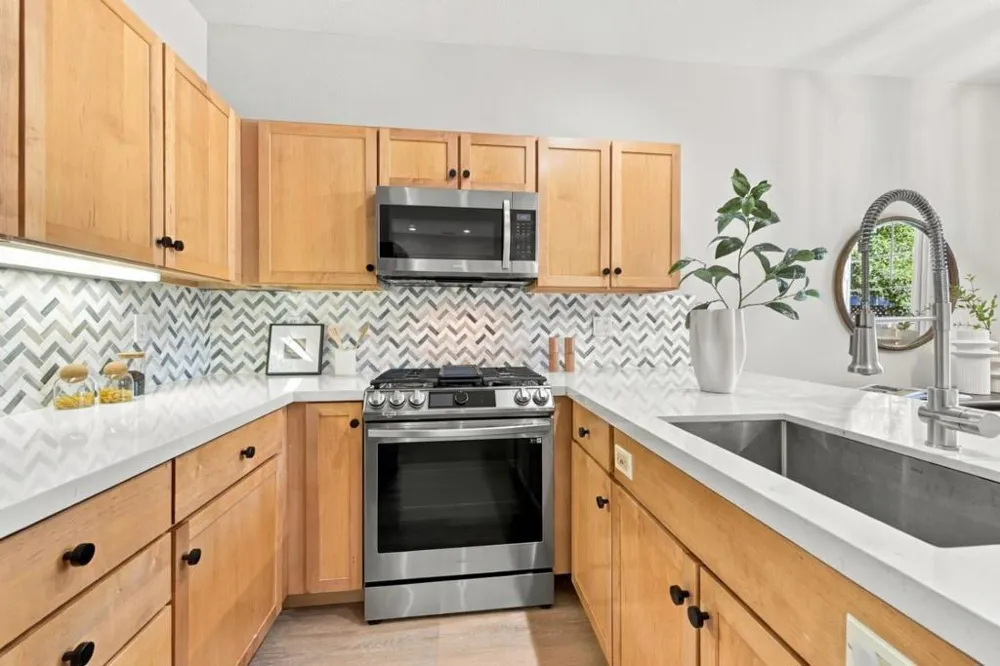 1913 Vida Court Mountain View, CA 94043