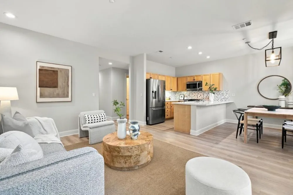 1913 Vida Court Mountain View, CA 94043
