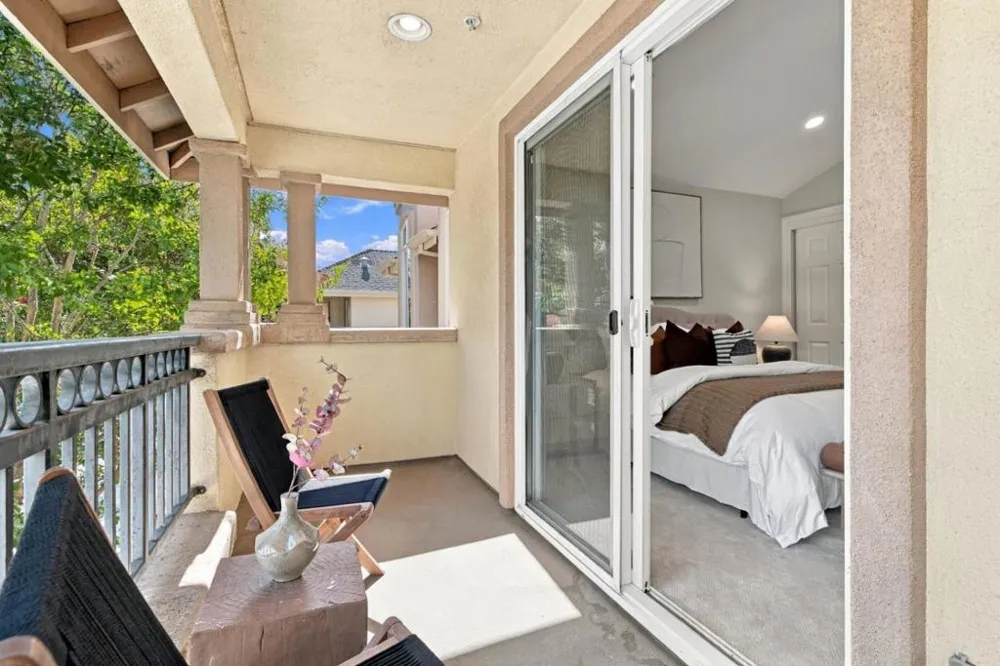 1913 Vida Court Mountain View, CA 94043