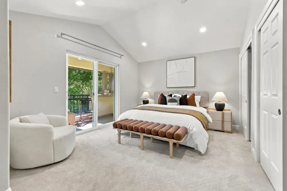 1913 Vida Court Mountain View, CA 94043