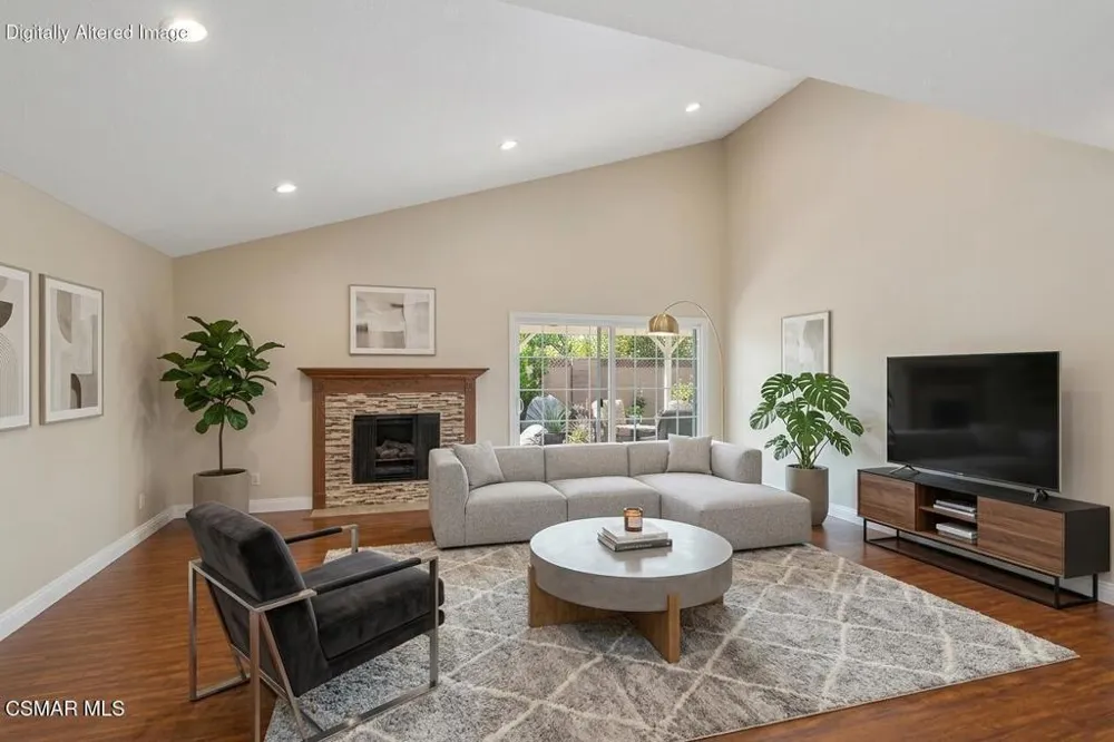 8353 Lurline Avenue Winnetka, CA 91306