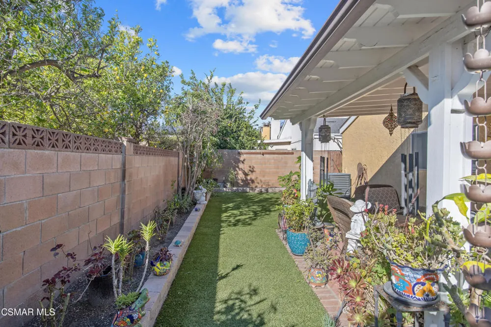 8353 Lurline Avenue Winnetka, CA 91306