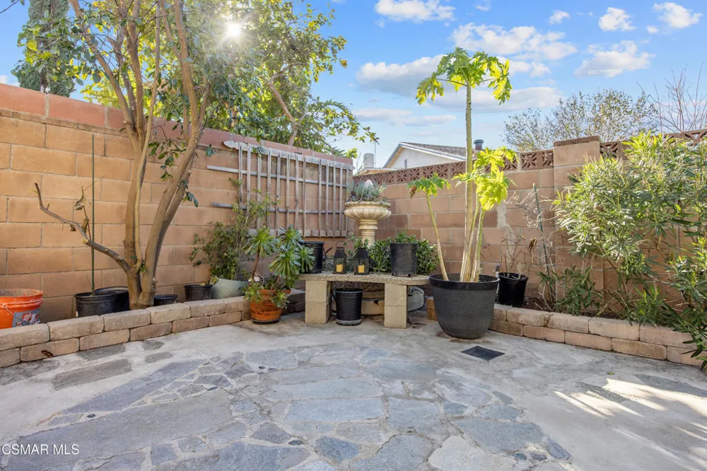 8353 Lurline Avenue Winnetka, CA 91306