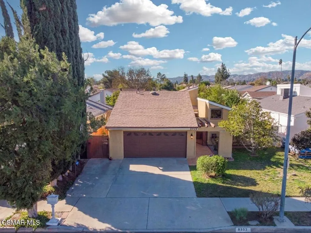8353 Lurline Avenue Winnetka, CA 91306