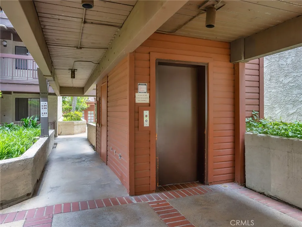 230 Bethany Road #237 Burbank, CA 91504
