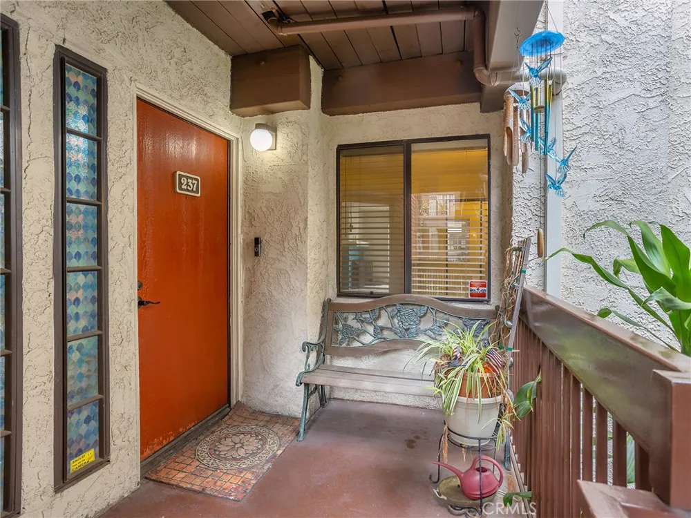 230 Bethany Road #237 Burbank, CA 91504