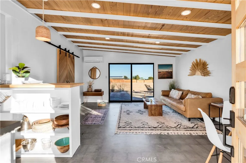 4727 Avenida La Flora Desierta Joshua Tree, CA 92252