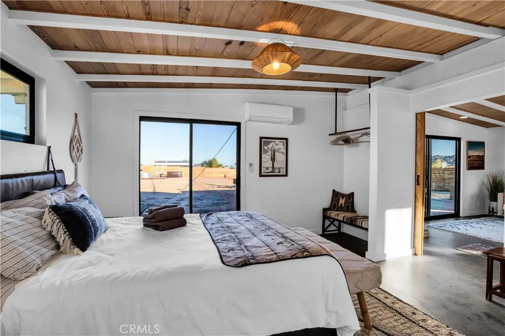 4727 Avenida La Flora Desierta Joshua Tree, CA 92252