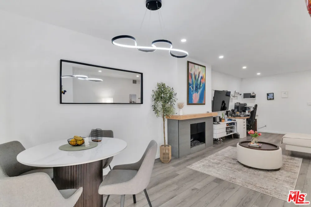 8106 Summertime Lane Culver City, CA 90230